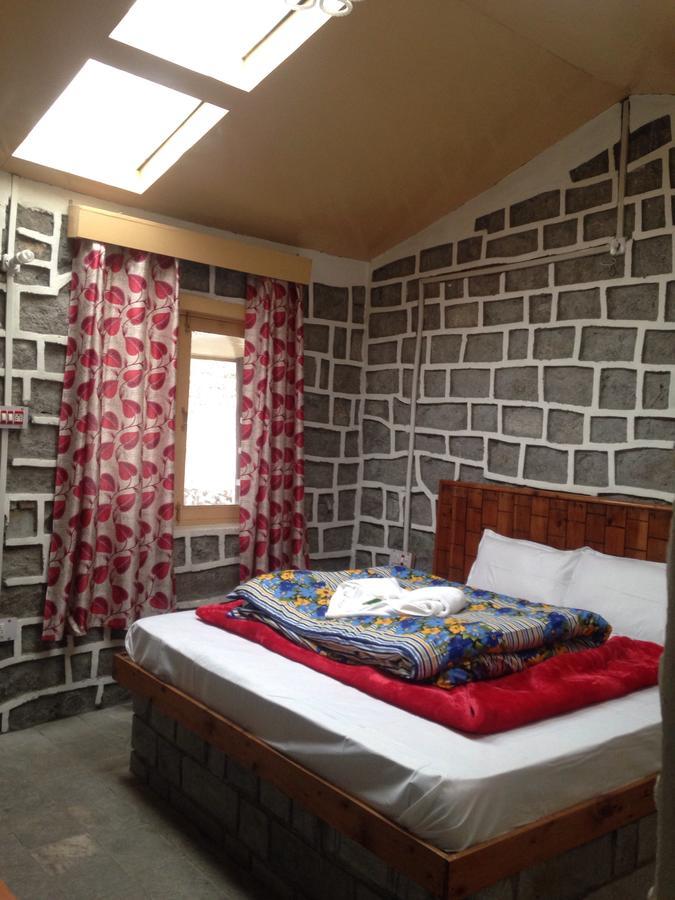 Seraj International Manali  Luaran gambar